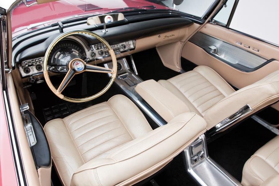  Chrysler 300F Convertible Red 1960 года  (фото 23 из 25)